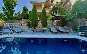 Villa Kastelas